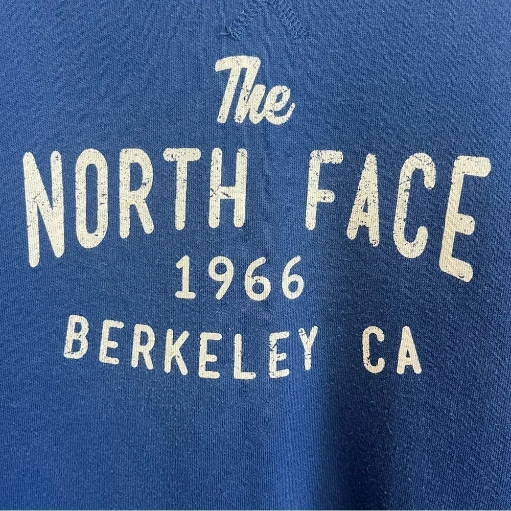 The North Face Blue Crewneck Sweatshirt 1966 Berkeley, CA Sz L Spellout Graphic